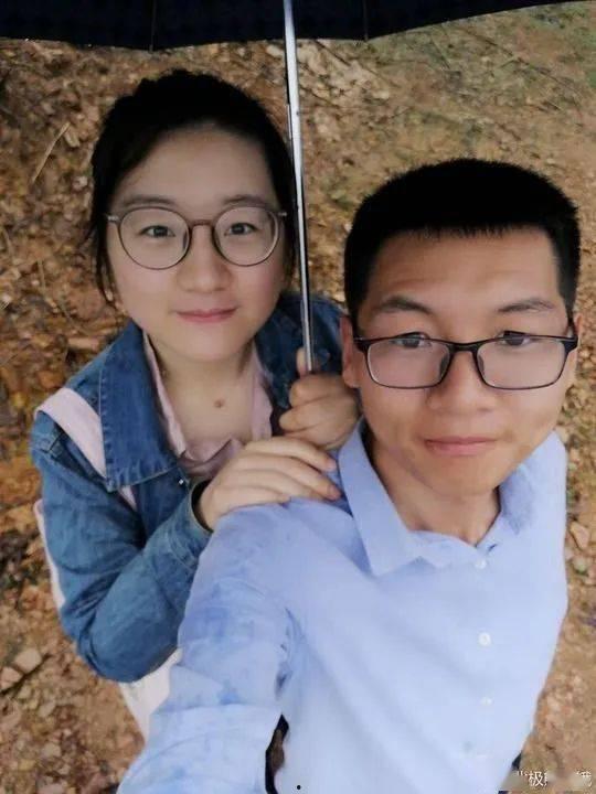 国产夫妻自拍在线观看,国产夫妻自拍，情感流露的私密影像  第2张